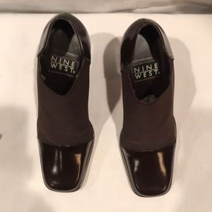 Nine West brown leather and stretch canva  gently worn, 6M
